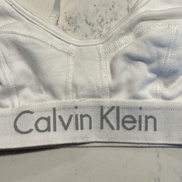 Calvin Klein white bra - Picture 2 of 4